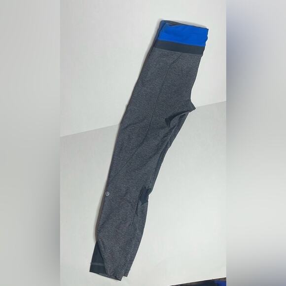 Lululemon inspire ll heathered black lakeside and blue mesh running leggings - Picture 4 of 12